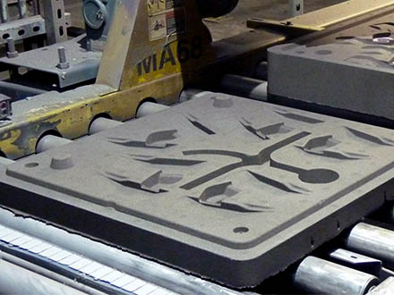 铬铁矿砂40-70目用于树脂自硬砂的优势